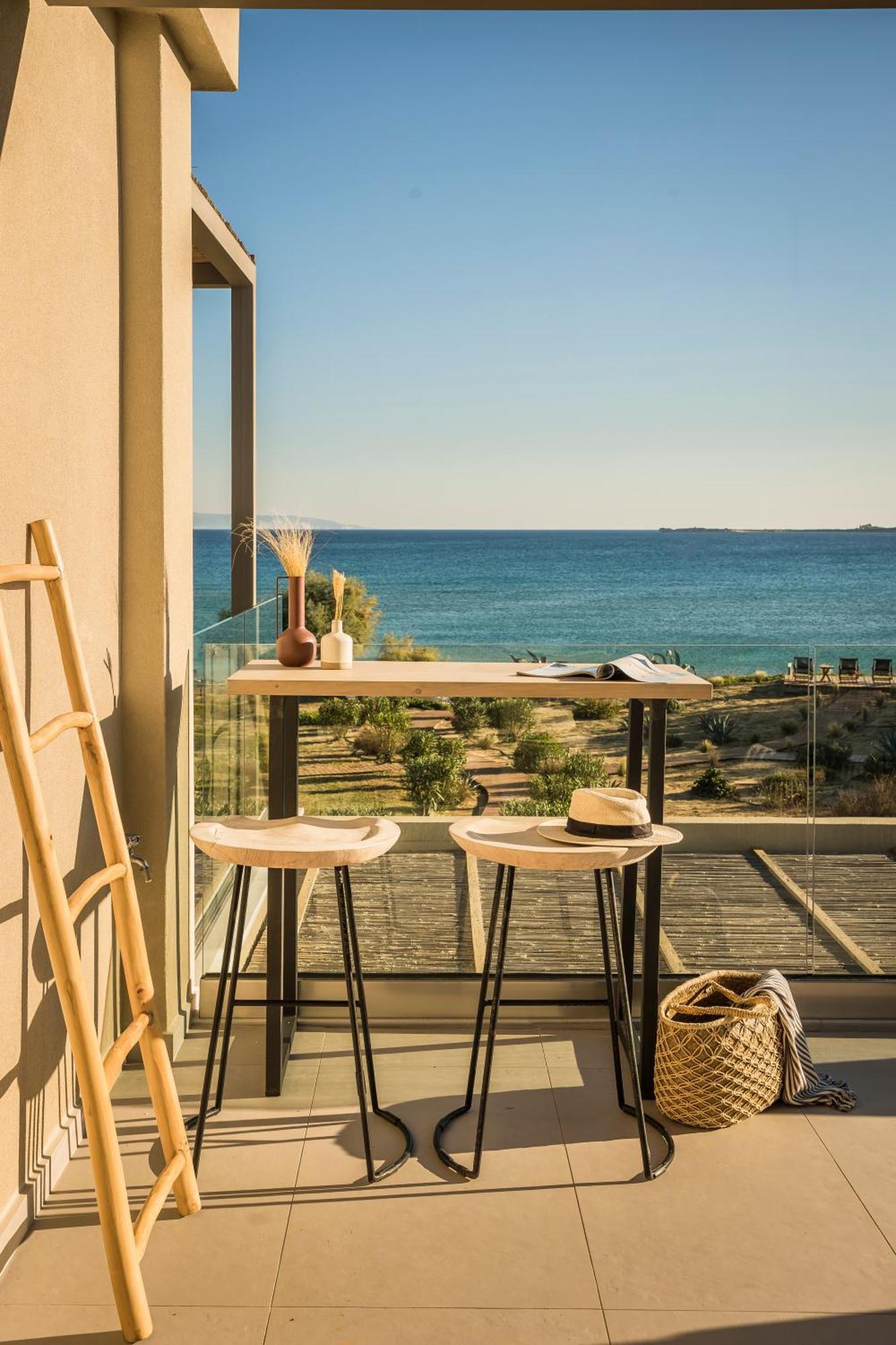 Grand Blue Beach Residences Ликсури Екстериор снимка