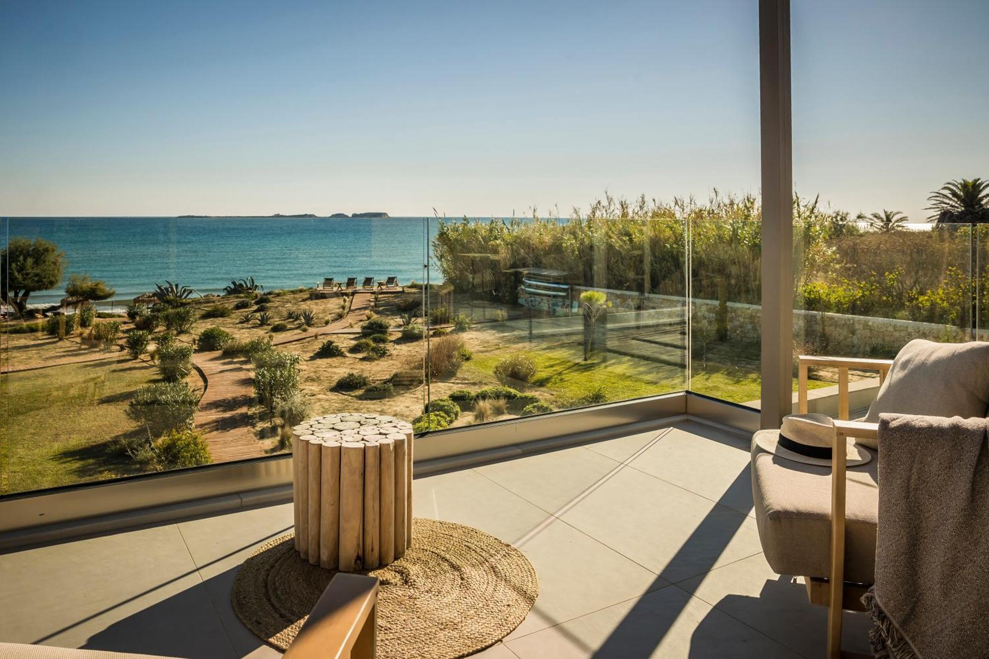 Grand Blue Beach Residences Ликсури Екстериор снимка