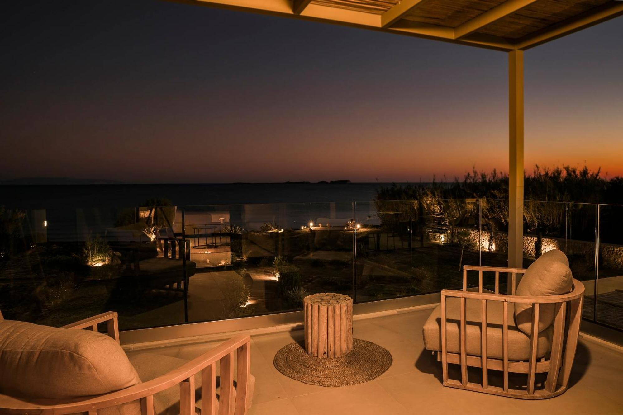 Grand Blue Beach Residences Ликсури Екстериор снимка